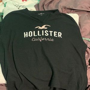 Hollister logo long sleeve shirt, black and white, XS